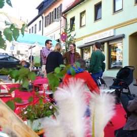 Am Parking-Day in Böblingen genießen Passanten und Aktivisten die grüne Oase