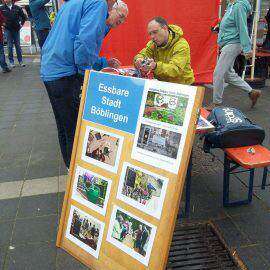 Die Essbare Stadt Böblingen hat einen eigenen Stand beim Böblinger Mobilitätstag 2018. Wir haben Interessenten ein Feinstaubmessgerät erläutert und über unseren sonstigen Aktivitäten berichtet, es gab einige spannende Gespräche